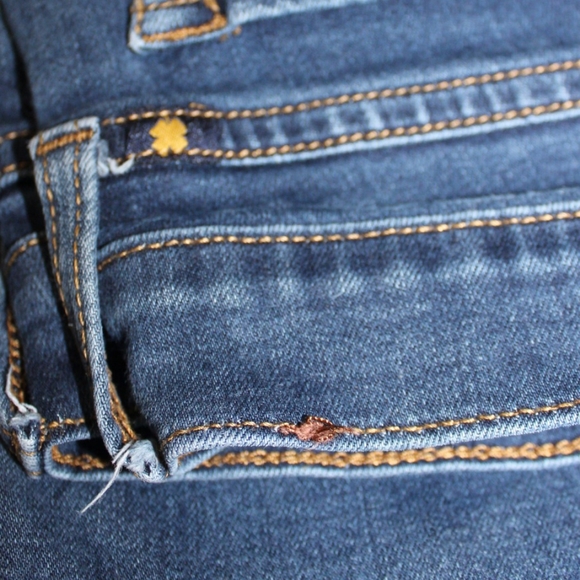 Lucky Brand Charlie Skinny Ankle Jeans - Picture 15 of 16
